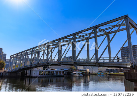 Tokyo, Shinagawa, Tennozu Isle cityscape, Tennozu Fureai Bridge 120752229