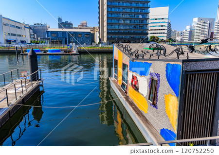 Tokyo, Shinagawa, Tennozu Isle cityscape, Tennozu Isle Third Waterfront Plaza (Boardwalk) 120752250