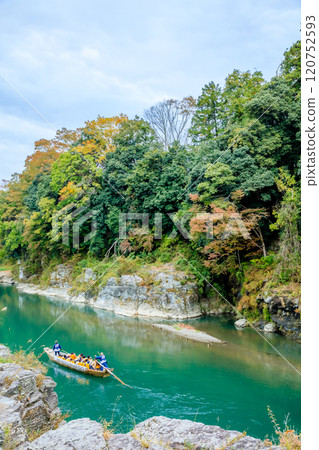 Autumn in Nagatoro Valley, Nagatoro Town, Saitama Prefecture 120752593