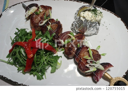 Bosnian cuisine: Bosnian-style skewered kebabs Bosnian cuisine: Bosnian-style skewered kebabs 120755015