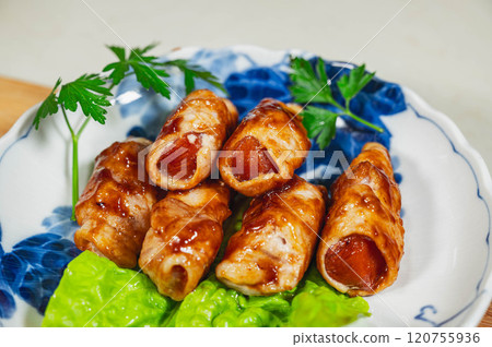 多汁的柿子肉捲 多汁的柿子肉捲 120755936