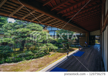 Kanazawa Seisonkaku Tsukushi Garden 120756278