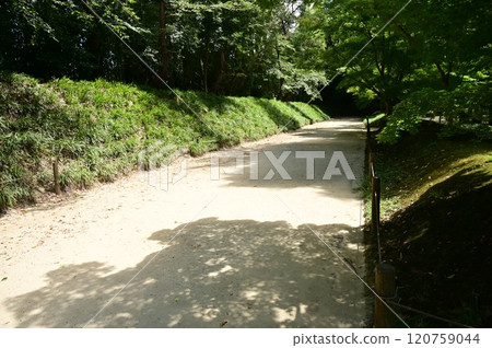 岡山後樂園的馬場與射箭場 120759044