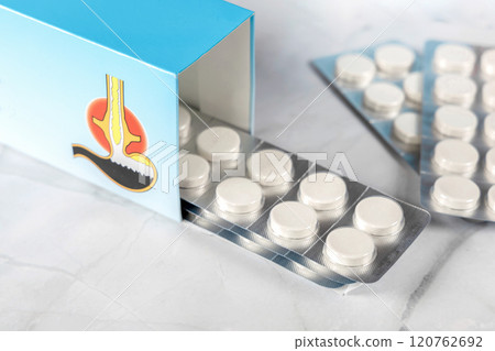 Gaviscon - pack of pills for stomach problems and heartburn. 120762692