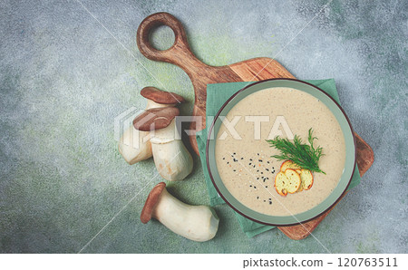 mushroom cream soup, with dill and bruschetta, mushroom eringi, 120763511