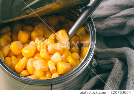 Open tin can, with corn, top view, selective focus, no people, close-up, 120763604