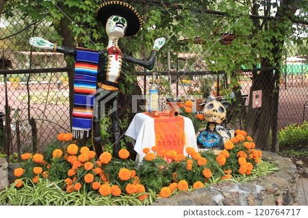 Mexico's "Day of the Dead" annual Mexican festival: A trip to enjoy the world of Remember Me and tacos Mexico's "Day of the Dead" annual Mexican festival: A trip to enjoy the world of Remember Me and tacos 120764717