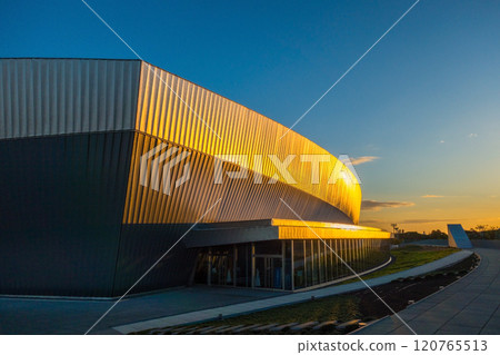 Yokkaichi City Gymnasium shining in the morning sun 120765513