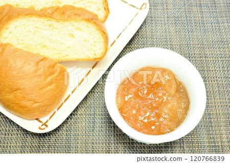 White strawberry jam 120766839