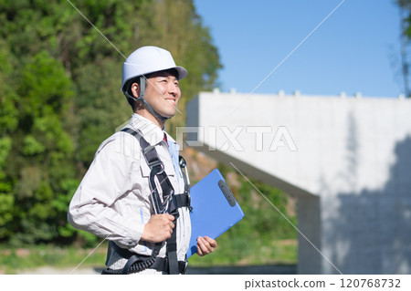 Construction management 120768732