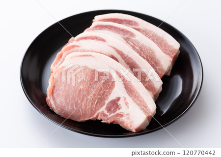 Thickly sliced pork loin for tonkatsu 120770442