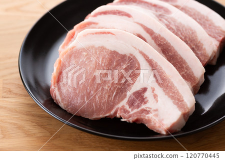 Thickly sliced pork loin for tonkatsu 120770445