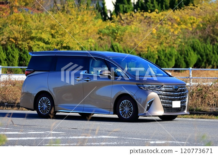 minivan in motion minivan in motion 120773671