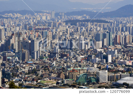 View of Seoul from Namsan Mountain View of Seoul from Namsan Mountain 120776099