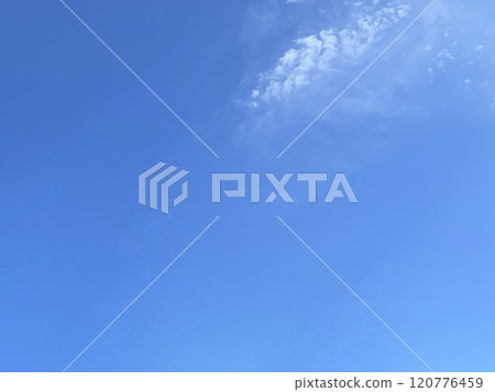 清新美麗的藍天白雲 120776459