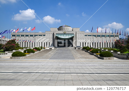 War Memorials and Outdoor Exhibits in South Korea War Memorials and Outdoor Exhibits in South Korea 120776717