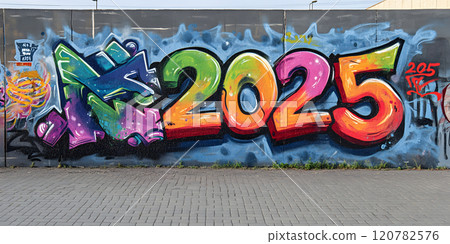 充滿2025年生動塗鴉藝術的牆壁 充滿2025年生動塗鴉藝術的牆壁 120782576