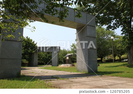 Stone monument at the Gate of Time at Hitachi Fudoki Hill in Ishioka, Ibaraki Prefecture 120785205