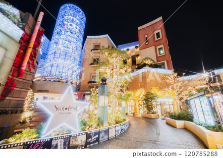 City night view of La Cittdella (Cinecittà) in Kawasaki: Illuminations decorating the city [Kawasaki City, Kanagawa Prefecture] 120785288