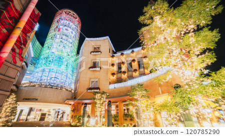 川崎La Cittadella(Cinecittà)的城市夜景 照亮城市的燈光【神奈川縣川崎市】 川崎La Cittadella(Cinecittà)的城市夜景 照亮城市的燈光【神奈川縣川崎市】 120785290