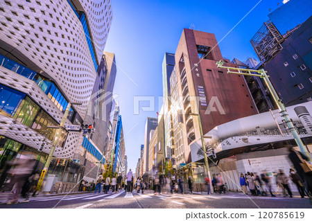 Tokyo cityscape in Japan, December. Ginza Hokoten is crowded with foreign tourists. Redevelopment continues, San-ai is demolished, and four other areas are being redeveloped. Tokyo cityscape in Japan, December. Ginza Hokoten is crowded with foreign tourists. Redevelopment continues, San-ai is demolished, and four other areas are being redeveloped. 120785619