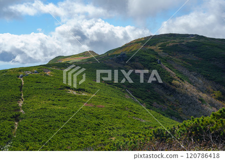 秋季攀登松漢別山 - 北海道的壯麗景色 - 日本名山 200 選 秋季攀登松漢別山 - 北海道的壯麗景色 - 日本名山 200 選 120786418