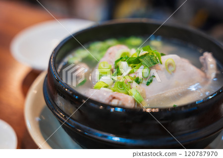 Authentic Korean Samgyetang (Ginseng Chicken Soup) in Seoul 120787970