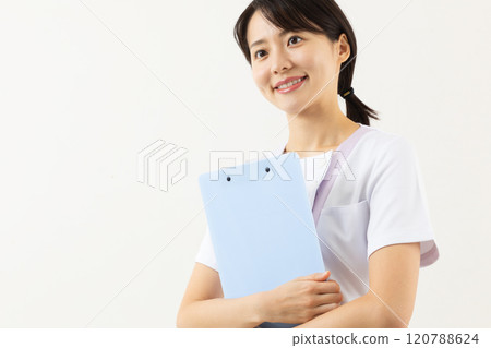 Nurse holding a binder 02 Nurse holding a binder 02 120788624
