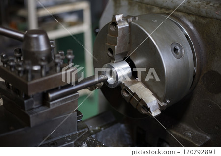 Inner diameter processing with lathe Inner diameter processing with lathe 120792891