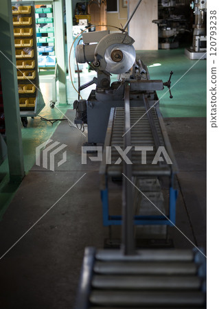Cutting material with a metal saw Cutting material with a metal saw 120793238