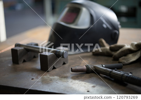 Weld parts with TIG welding 120793269