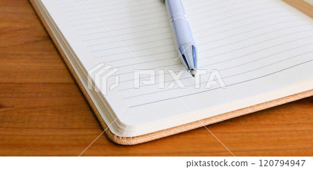 Notebook and pen Writing utensils Educational image Banner material 2:1 Notebook and pen Writing utensils Educational image Banner material 2:1 120794947