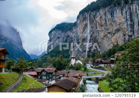 Staubbach Falls in Lauterbrunnen, Grindelwald, Switzerland 120795519