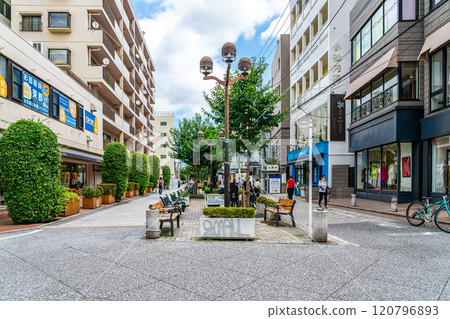 [東京]自由之丘，時尚的城市景觀 120796893