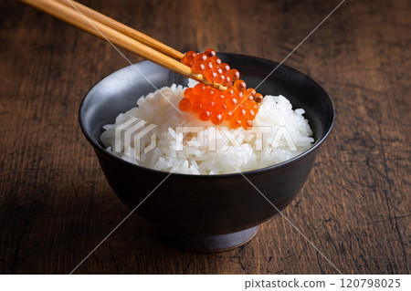 Salmon roe rice Salmon roe rice 120798025