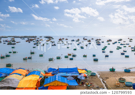 Scenery of Mui Ne Fishing Village located at Phat Thiet, Vietnam 120799593