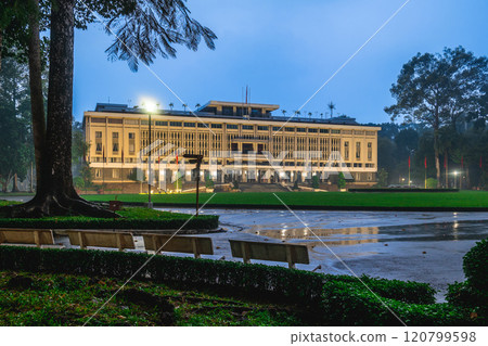 Independence Palace, aka Reunification Convention Hall, located at Ho Chi Minh City, Saigon, Vietnam 120799598