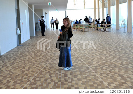 Strolling around Gifu City: 37 (Gifu Prefectural Office Citizens' Square) 120801116