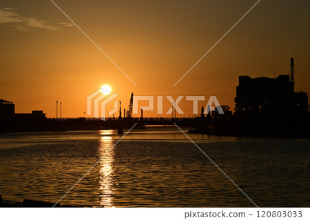 Nusamai Bridge and the sunset Nusamai Bridge and the sunset 120803033