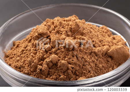 cocoa powder cocoa powder 120803339