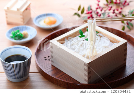 Simple flavor: freshly boiled kamaage udon 120804481