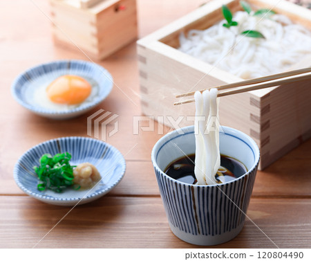 Simple flavor: freshly boiled kamaage udon Simple flavor: freshly boiled kamaage udon 120804490