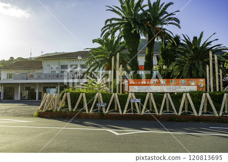 Ito Station, Ito City, Shizuoka Prefecture Ito Station, Ito City, Shizuoka Prefecture 120813695