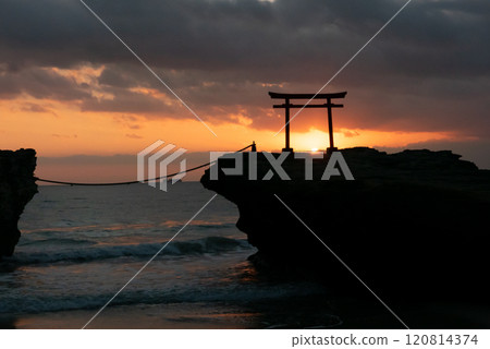 Sunrise over the torii gate 120814374