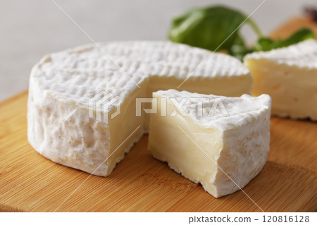 Camembert cheese 120816128