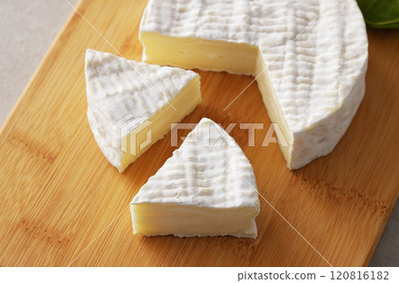 Camembert cheese Camembert cheese 120816182