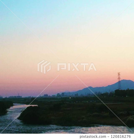 日落和一條河 日落和一條河 120816276