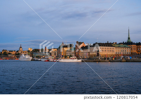 Lake and Gamla Stan, the old town of Stockholm, Sweden, at dusk 120817054