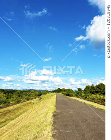 Blue sky and cycling road Blue sky and cycling road 120818948