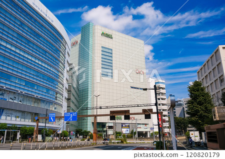 Streets along Koshu Kaido in Shinjuku 3-chome, Shinjuku Ward, Tokyo 120820179